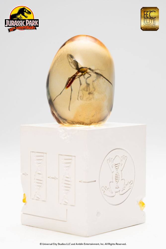 Photo du produit Jurassic Park statuette Elephant Mosquito in Amber 10 cm