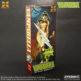 Photo du produit Vampirella figurine Plastic Model Kit 1/8 Vampirella Glow in the Dark Version 23 cm Photo 4