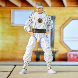 Photo du produit Power Rangers x Cobra Kai Ligtning Collection figurine Morphed Daniel LaRusso White Crane Ranger 15 cm Photo 3