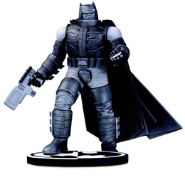 Batman Black & White statuette Batman by Frank Miller 18 cm